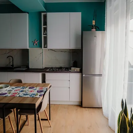 Sarina's * Παλέρμο